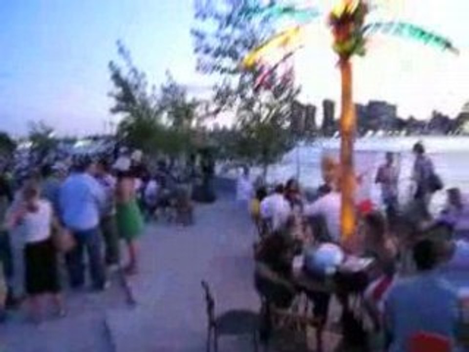 Water Taxi Beach - Long Island City, NY