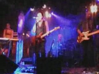 SPYFOX looking back LIVE AU RESERVOIR, PARIS