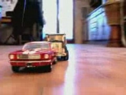 DUEL il film di Steven Spielberg in piccolo