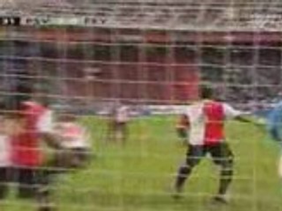 Dutch Super Cup : PSV Eindhoven 2 - 0	Feyenoord ...