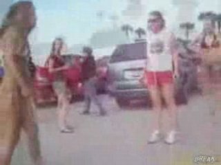 Bagarre de fille sur videos choc, le site choc