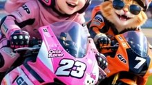 Gadis kecil bersama kucing Oren naik motor GP kecil dilintasan arena balap