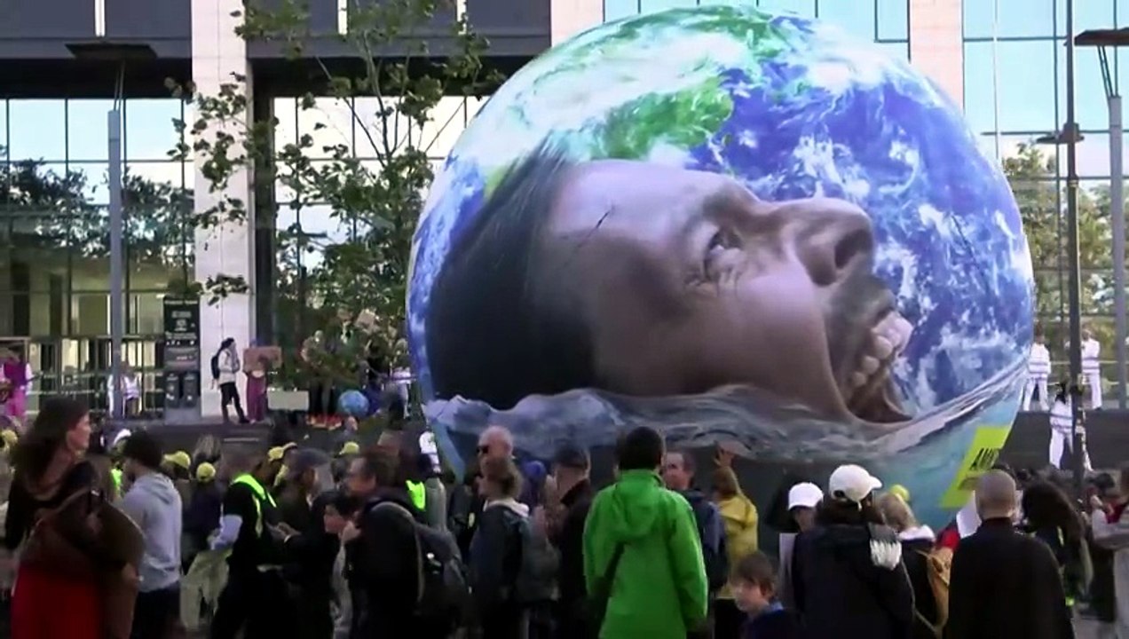 Zehntausende demonstrieren in Brüssel für schnellen Klimaschutz