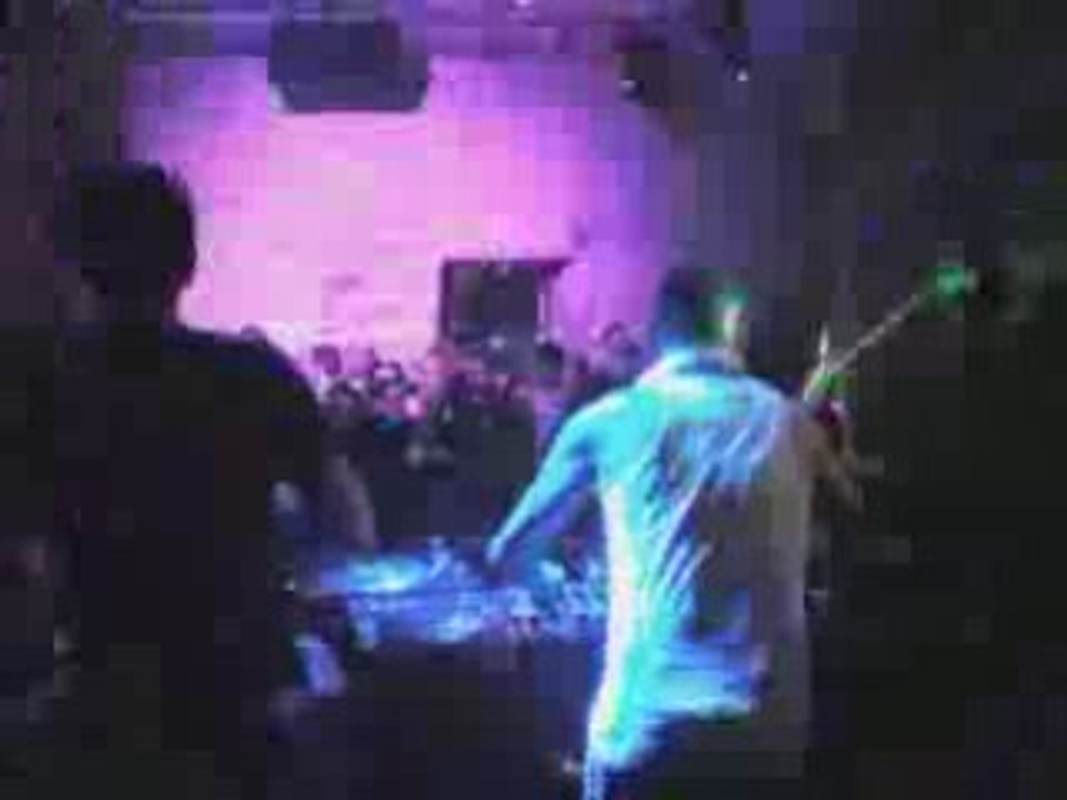 DarkXcess VS Furax