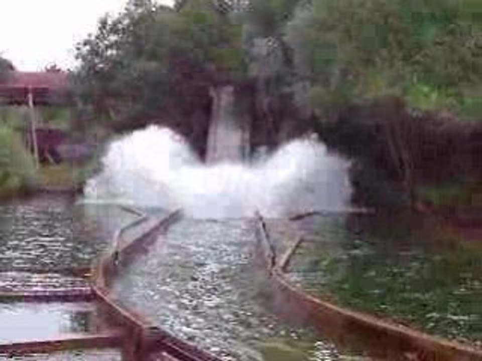 Parc Astérix  Le Grand Splatch 2008 . Finish .arriver