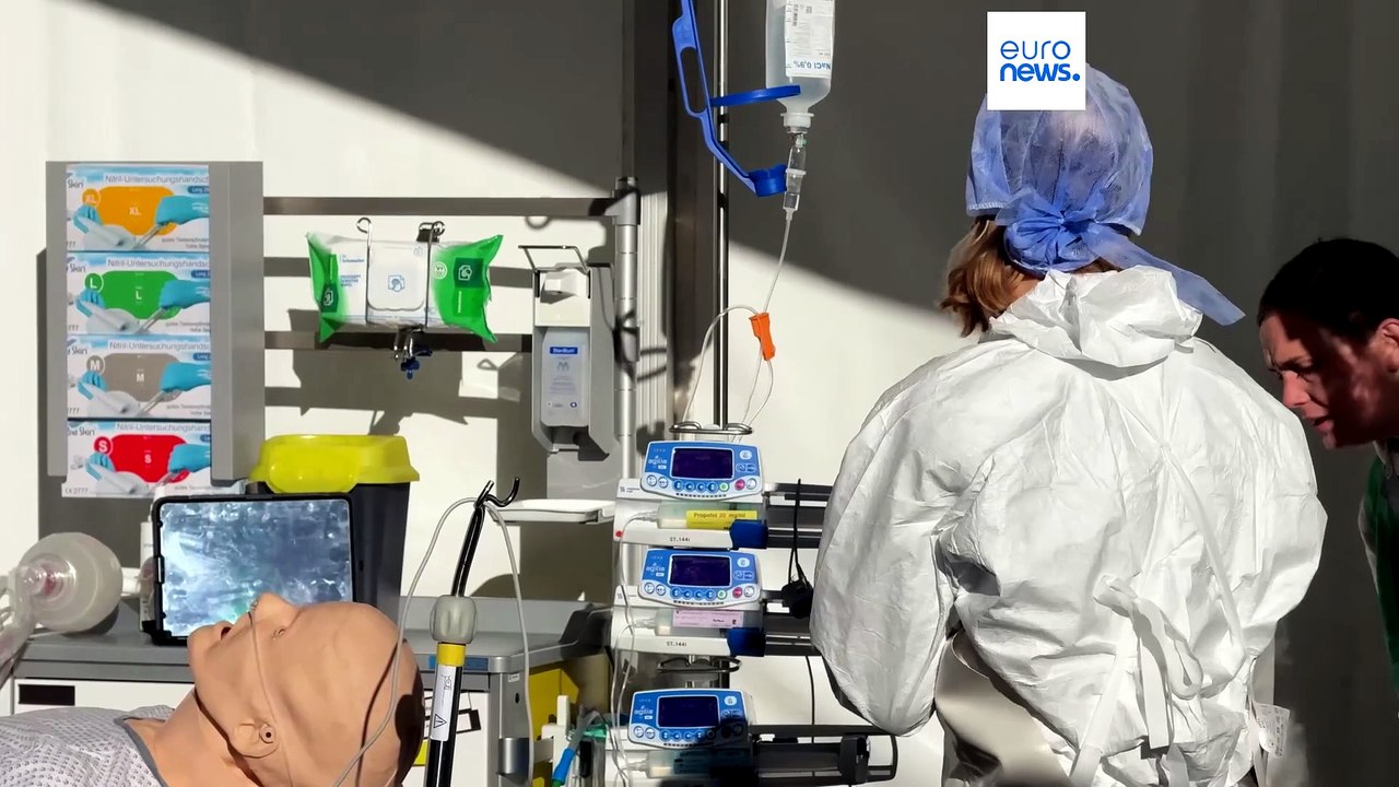 Tödliches virus ebola: diese schutzausrüstung liefert deutschland