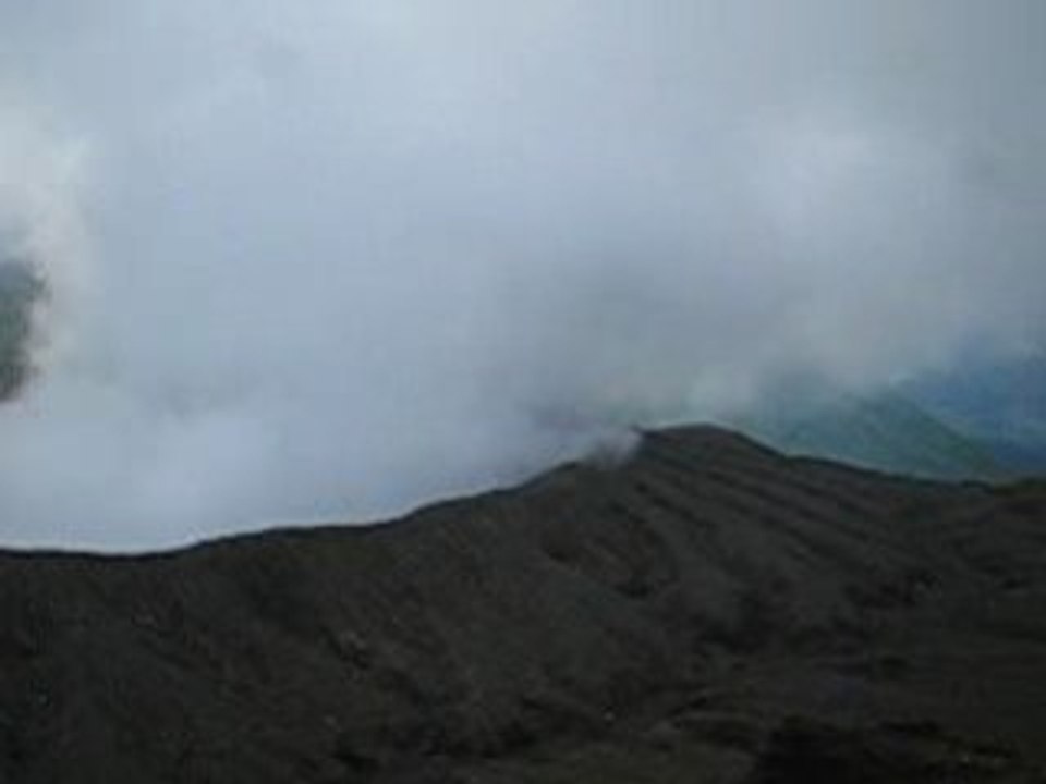 Aso crater