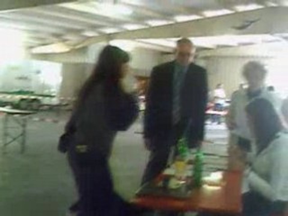CLIP0206