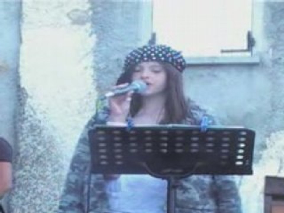 LAURA FELLMANN CHANTE EDITH PIAF