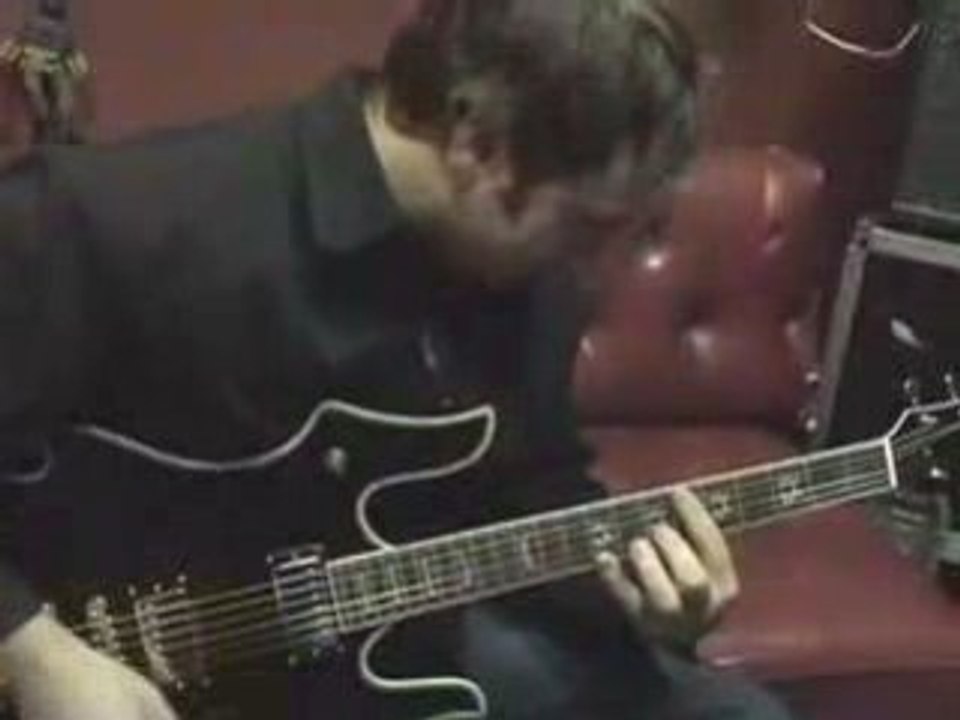 Electric guitar Shredding by Rafael Moreira at FPE-TV