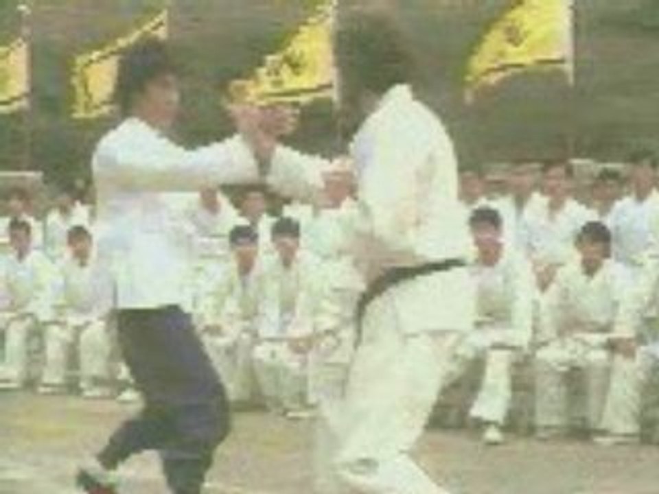 Bruce Lee - Enter the Dragon - The Punch  ,