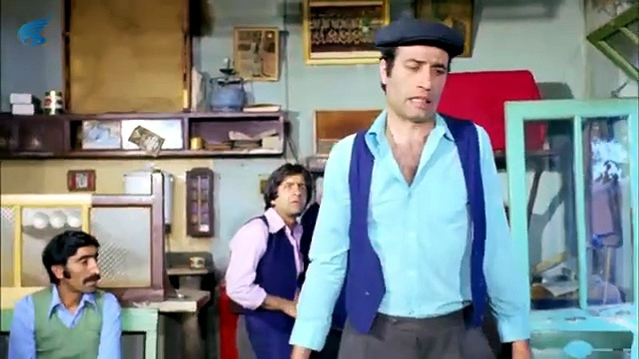 Sakar Şakir Türk Filmi _ Şakir, Mirasını Almak İçin İstanbul_a Gidiyor ...