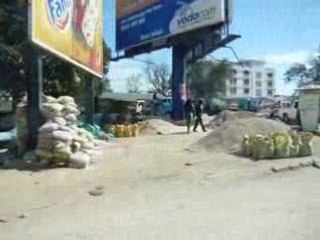 Zanzibar - Bord e la route à Stone Town