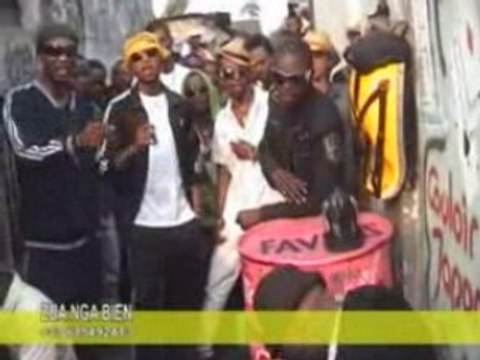 Danny Kule dans Zua Nga Bien