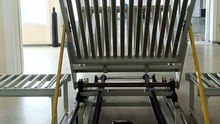 Refrigerator production line equipment