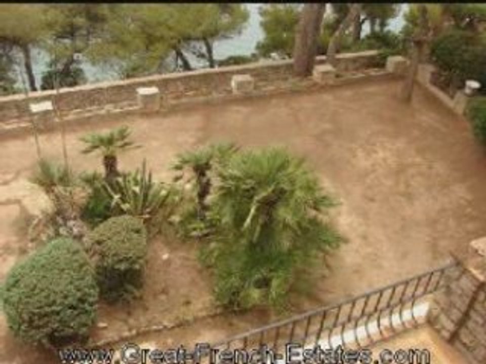 Waterfront Property in Exceptional Setting