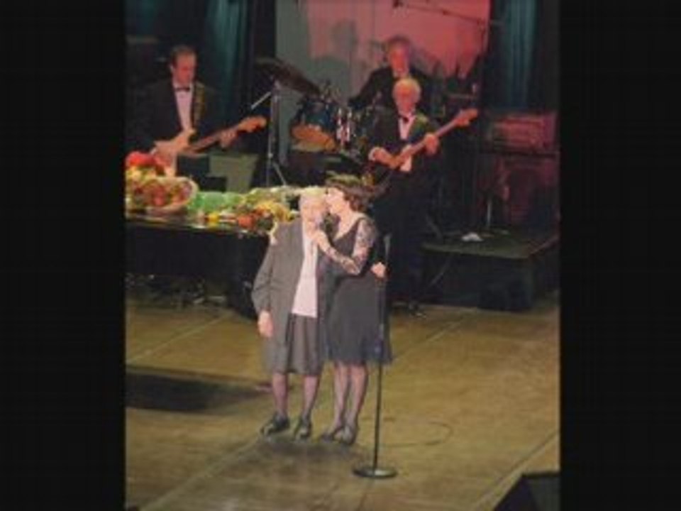 MIREILLE MATHIEU _ LOVE _  STORY