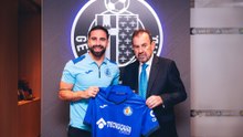 Martín Satriano se rinde a Carvajal en el Getafe: “Es un fenómeno”