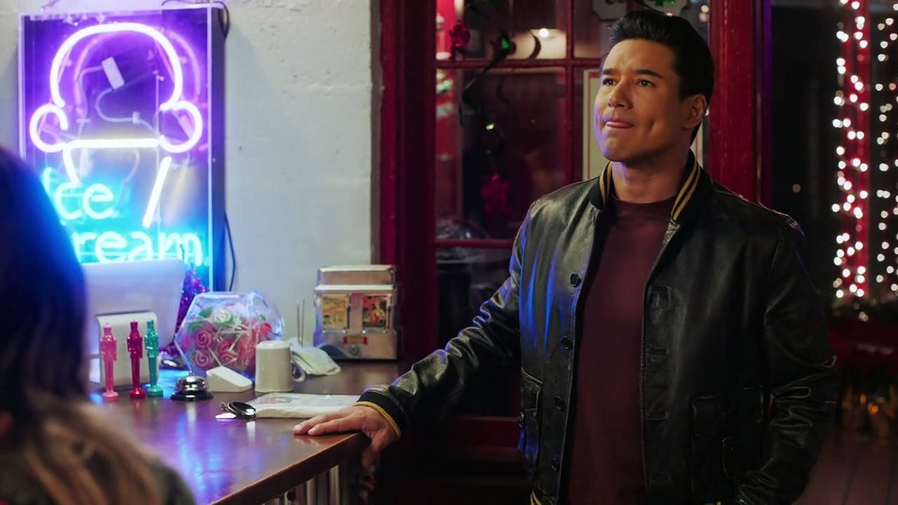 Steppin Into the Holiday 2022 Full Christmas Hallmark Romantic Movie ...
