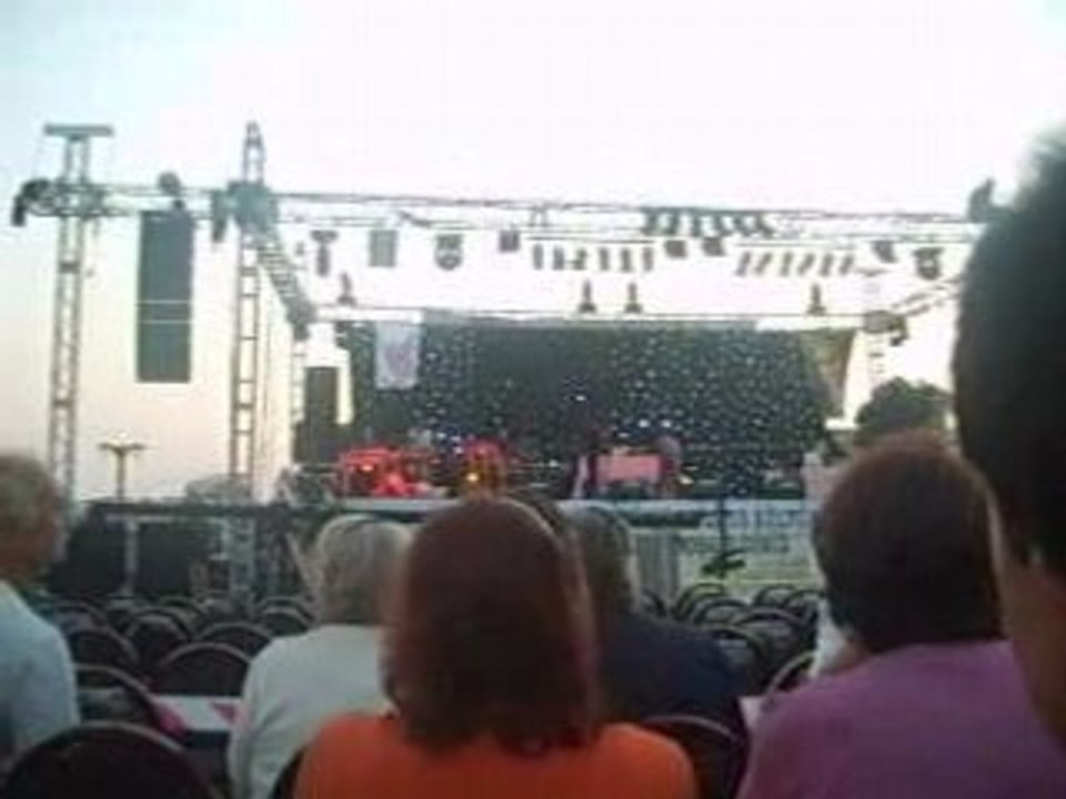 Küçükkuyu Festivali @ Hande Yener 2