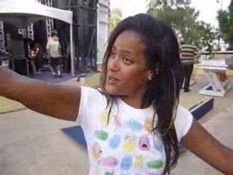 Amel Bent Pour Hamida A Alger