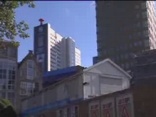 Nissan Qashqai on Rotterdam building  – Making of