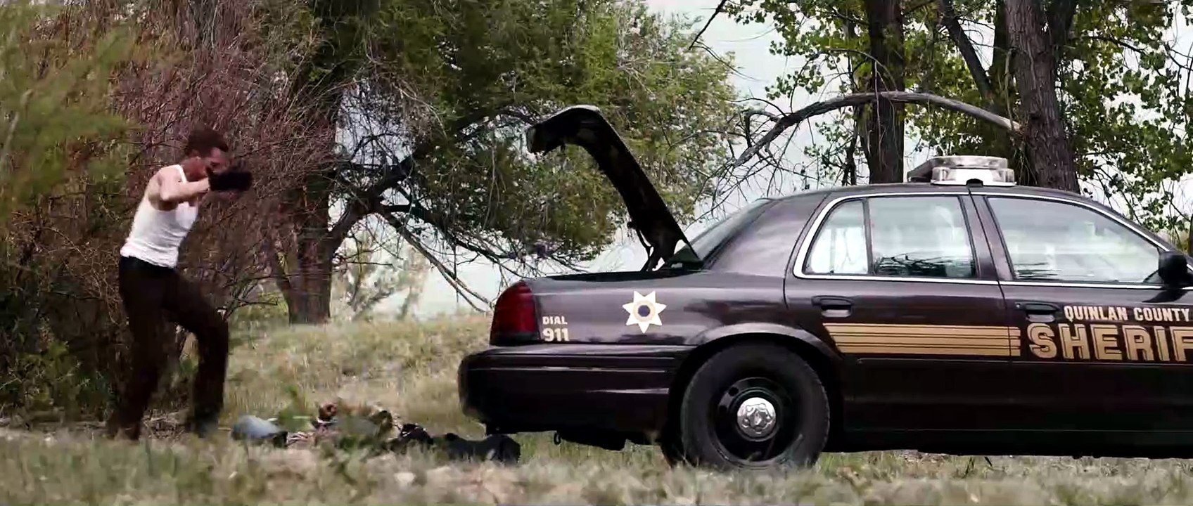 COCHE POLICIAL (2015) Trailer - SPANISH [Full Movie] - video Dailymotion