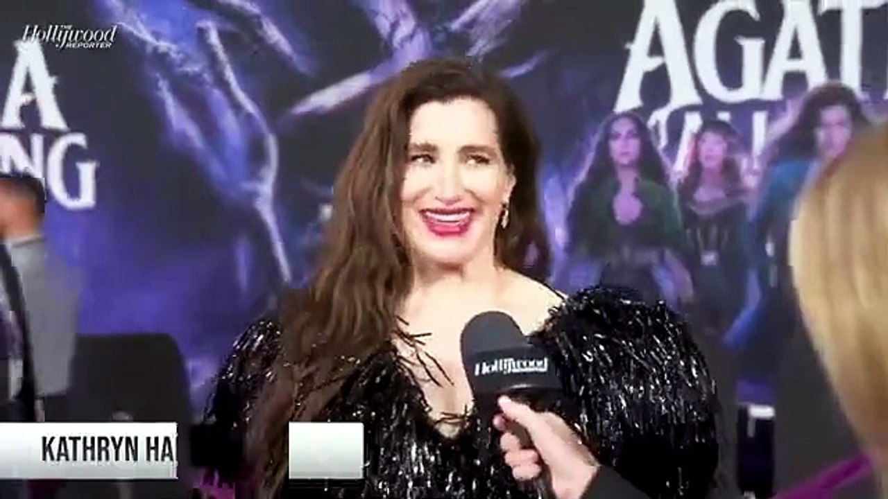 Kathryn Hahn on Having a 'Parks and Rec' Reunion With Aubrey Plaza for ...