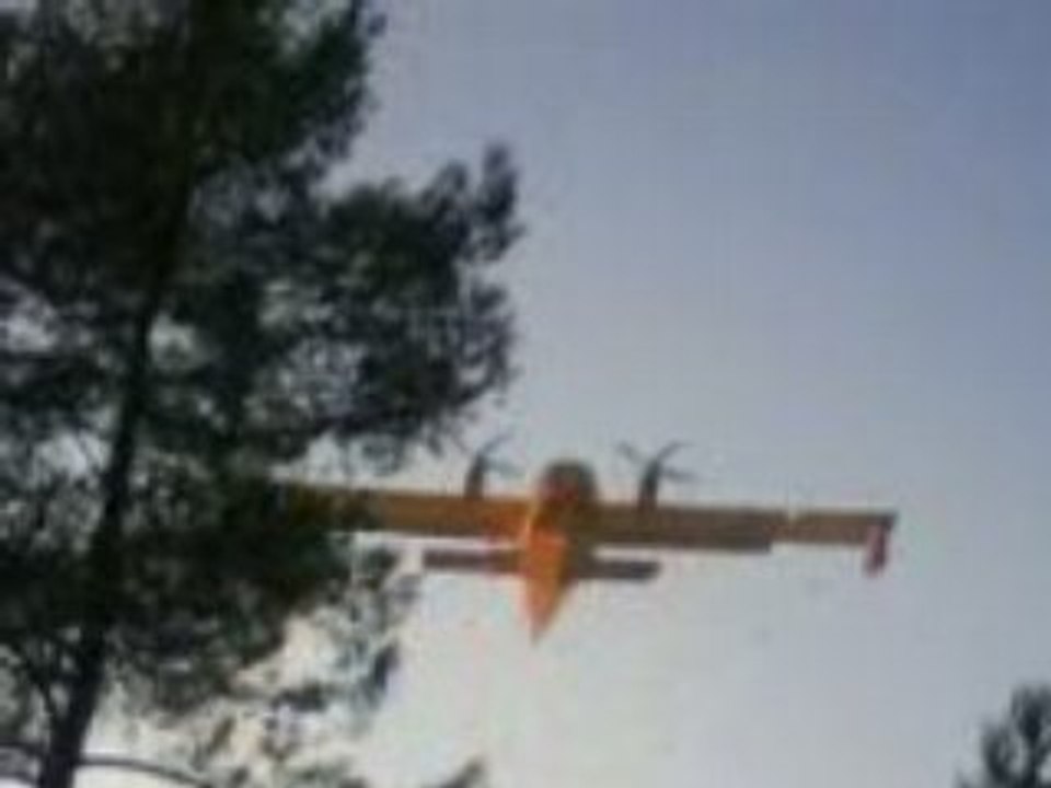 Largage canadair