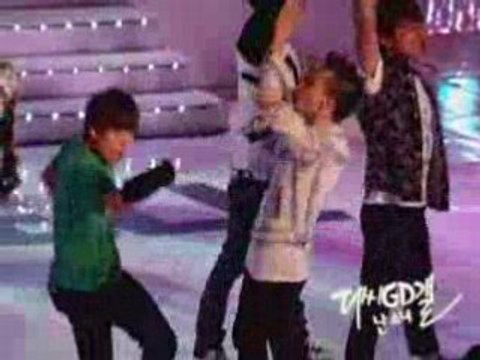 08/23 - Mnet Countdown - Oh My Friend-GD Fancam