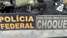 PF apreende quatro pistolas com seletor de rajada escondidas em caixas de som em Cascavel