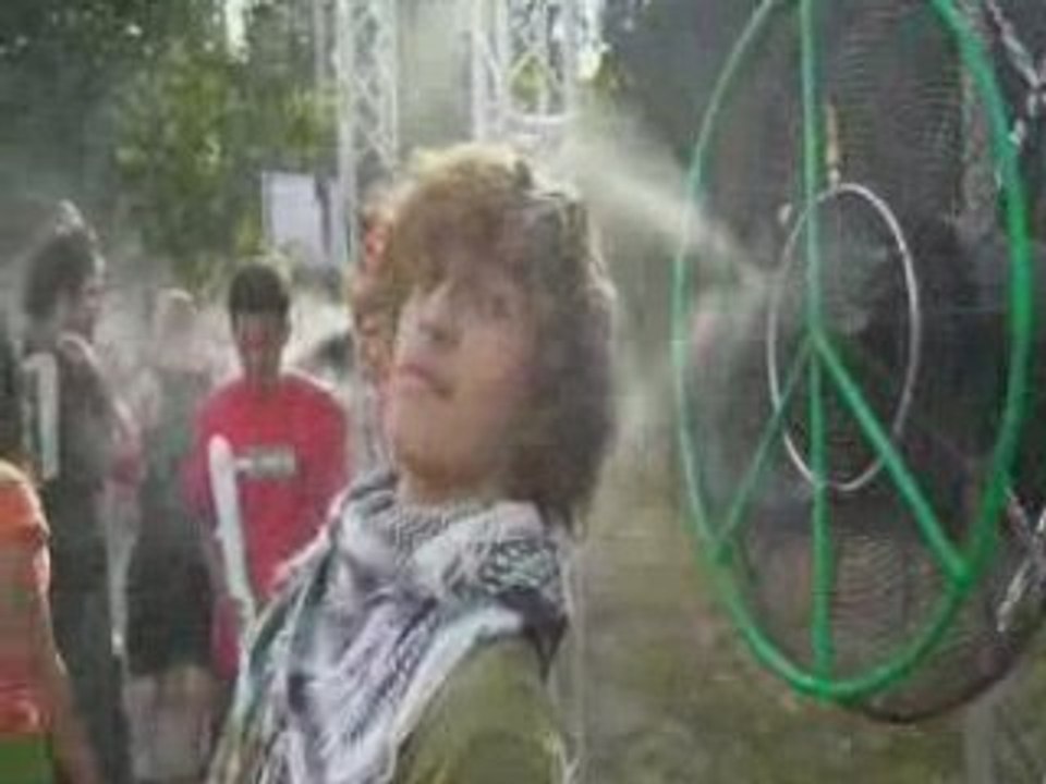 Parodie L'Oréal au SZIGET