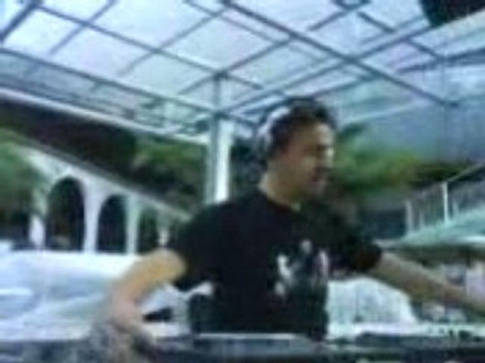 Laurent GARNIER (Crispy Bacon) à Via Notte (27/07/2008 8h)