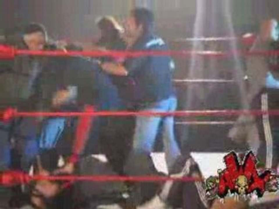 Invasión de WNF a FWN para awxchile.com