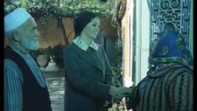 Vurun Kahpeye Türk Filmi _ Aliye, Yeni Mektebine ve Evine Geliyor