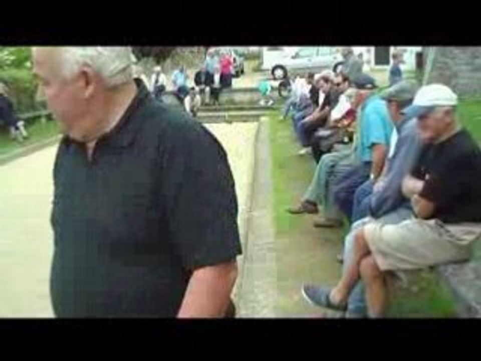 (6) St Jean du doigt: 1/4 de finale Boules plombées 15/08