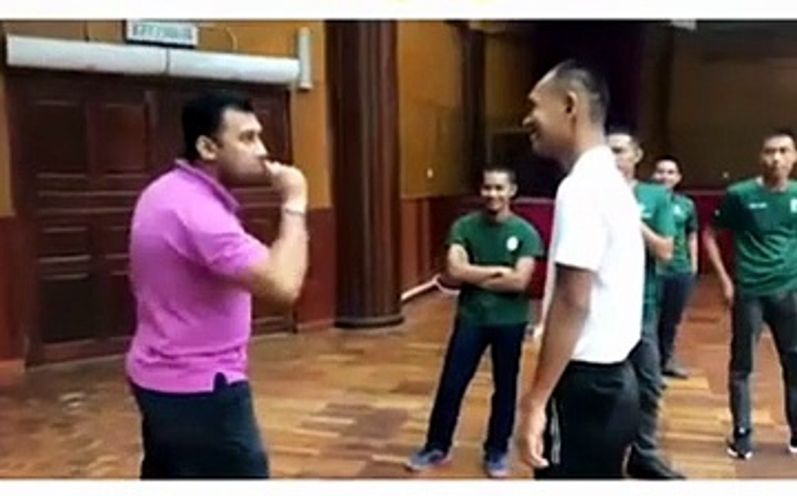 A grate example of miscommunications - video Dailymotion