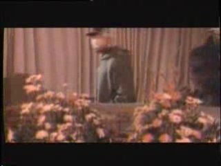 Section 8 Mob featuring Joi - No Love