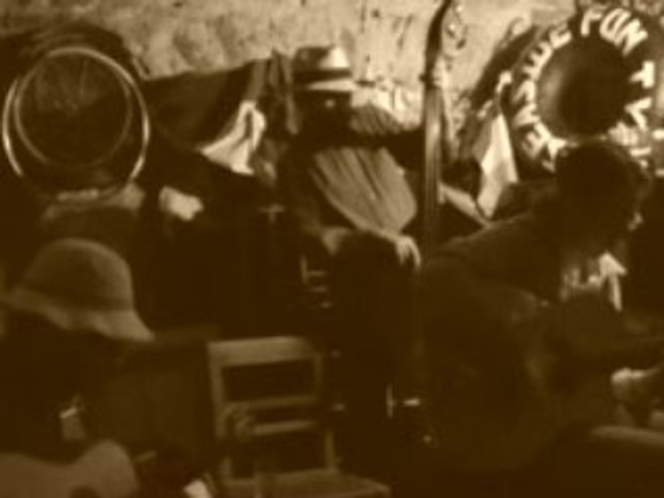 The Cave _ Soirée Manouche 01