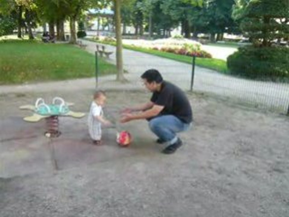 Ange aux petits pas
