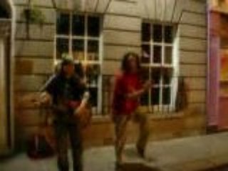 chanteur amateur  et danseur (bouré)-No woman no cry