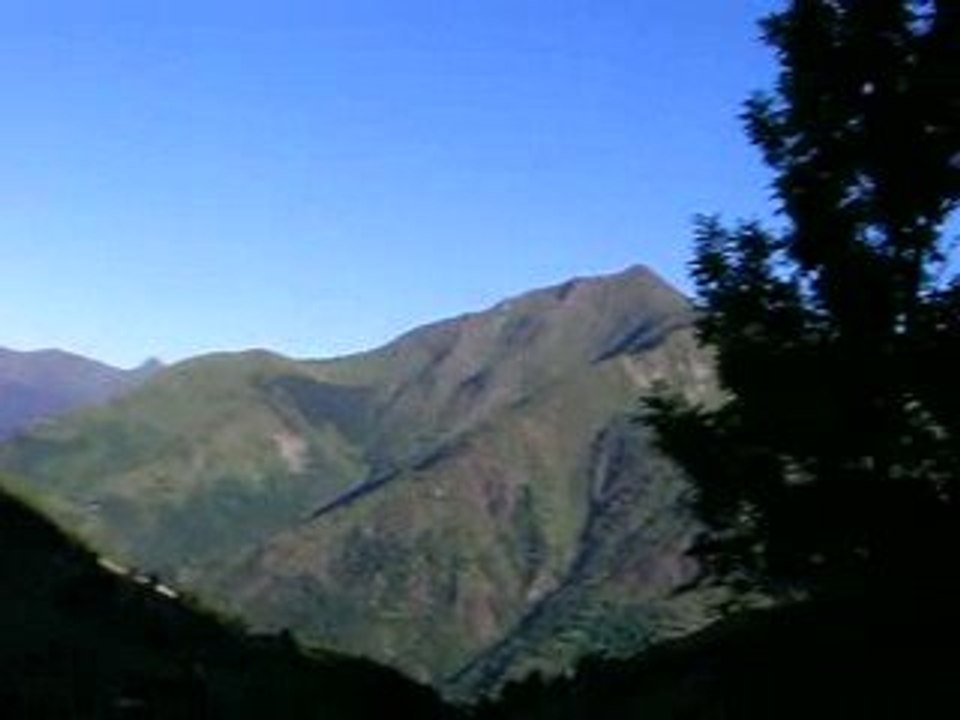 gr10 Chemin faisant entre Luz st sauveur et barèges