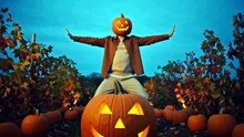 Pumpkin Head Dance Illusion | Funny Halloween Pumpkin Patch Reveal