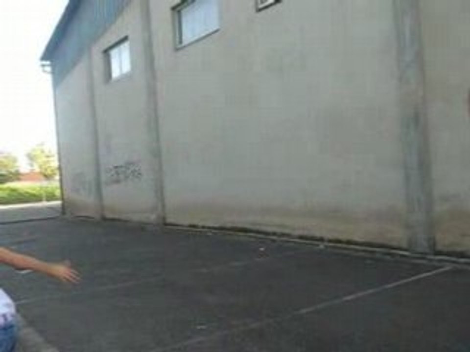 Arrachage de cheveux par maxime