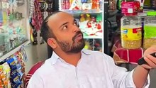 India Ka Match Ho Toh Is Shopkeeper Ka Alag Hi Scene Hai 😂 Customer Baad Mein, Cricket Pehle! 😂