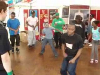 Hip-hop kids activities worldwide