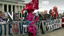 День без королей: тысячи выходят в США на акции против Трампа