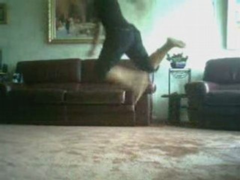 prissou [Jumping-united] hardjump // tekstyle