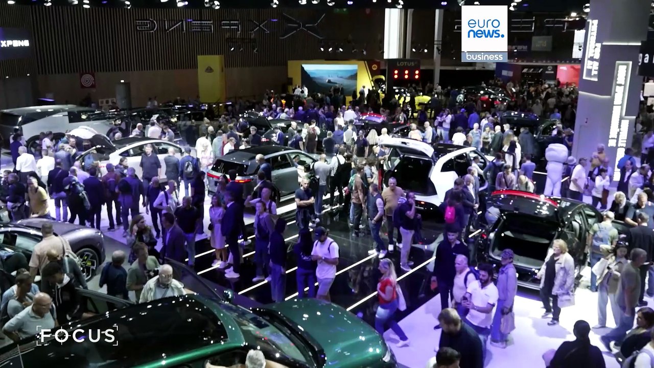 Neue chinesische Automarken wecken Interesse auf dem Pariser Autosalon