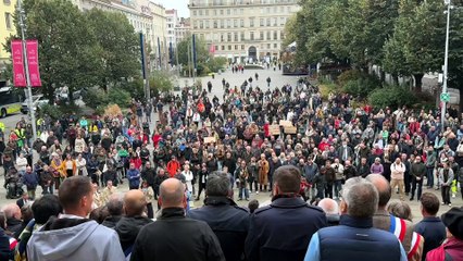Saint-&Eacute;tienne : Les &eacute;lus et les habitants se rassemblent apr&egrave;s le saccage du centre ville
